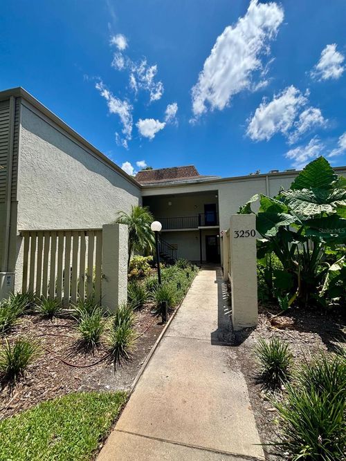 apt-25-3250 S Semoran Blvd, ORLANDO, FL, 32822-1629 | Card Image