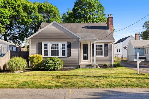 245 Hughes Ave, Pawtucket, RI, 02861-2012 | Card Image