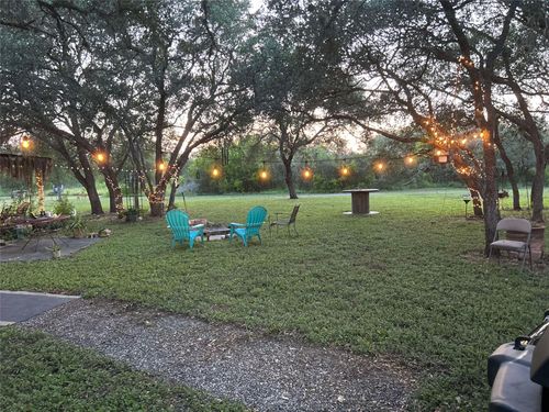 4025 Oil Field Rd, Goliad, TX, 77963-4336 | Card Image