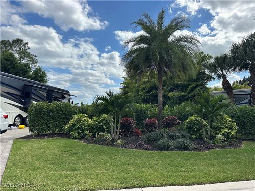 13893 Golden Palms Cir, FORT MYERS, FL, 33913 | Card Image