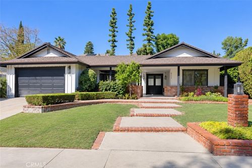 4139 Magna Carta, Calabasas, CA, 91302 | Card Image
