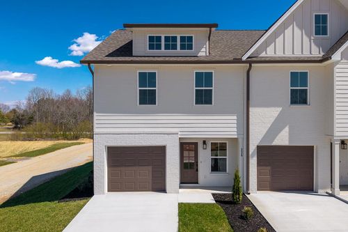 336 Legends Cir, Baxter, TN, 38544-2226 | Card Image