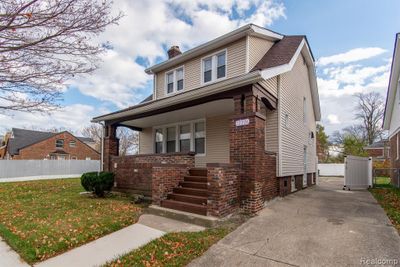 12226 Wilfred Street, Home with 2 bedrooms, 1 bathrooms and null parking in Detroit MI | Image 3