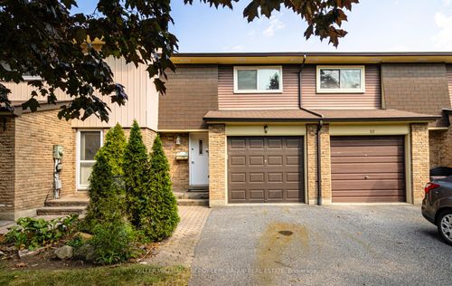 9-945 Burns St W, Whitby, ON, L1N6J5 | Card Image