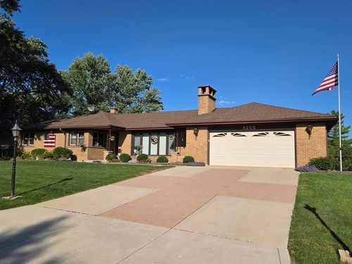 9255 S 86th Ave, Hickory Hills, IL, 60457-1701 | Card Image