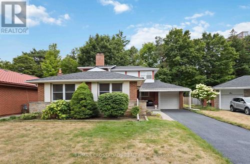 3 Bowater Drive, Toronto (Tam O'Shanter-Sullivan), ON, M1T1T1 | Card Image