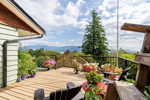 8270 Manson St, Mission, BC, V2V6P9 | Card Image