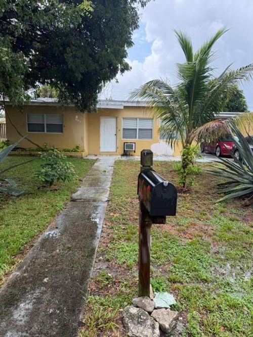 2609 Ne 4th St, Boynton Beach, FL, 33435-2120 | Card Image
