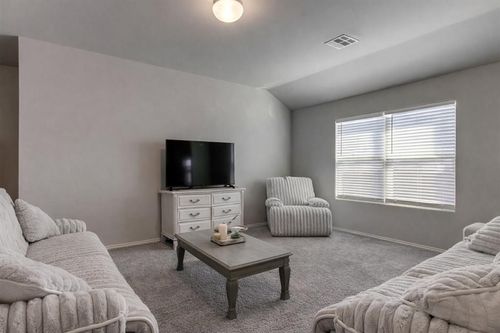 3015 Brooke Road, Chickasha, OK, 73018 | Card Image