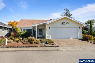 3378 Oakcrest Dr Nw, House other with 2 bedrooms, 2 bathrooms and null parking in Salem OR | Image 1