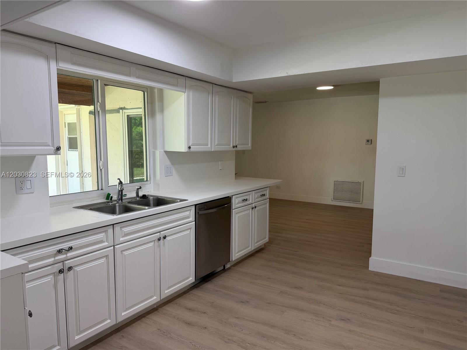 Residential in Plantation 3