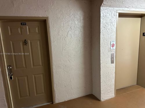 apt-310-15221 Sw 80th St, Miami, FL, 33193-1349 | Card Image