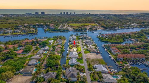 2339 Edward Road, Palm Beach Gardens, FL, 33410 | Card Image