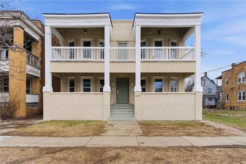 7609 Superior Ave, Cleveland, OH, 44103-2876 | Card Image