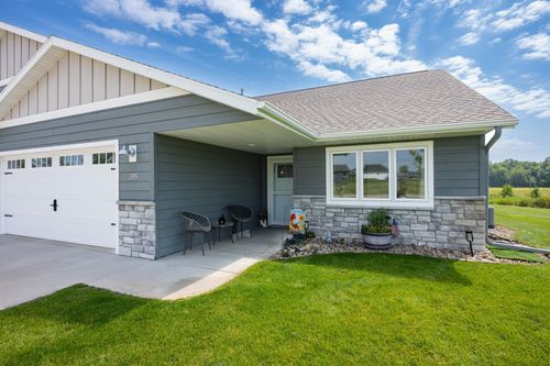 395 Old Glory Dr Ne, Alexandria, MN, 56308-4840 | Card Image