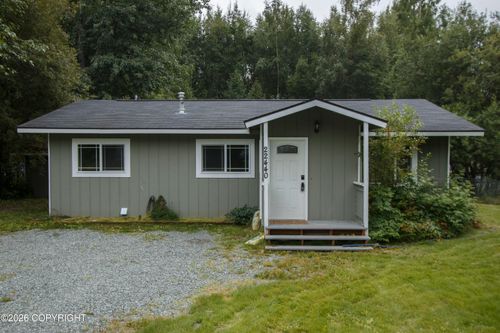 22440 Lampert Cir, Chugiak, AK, 99567-5431 | Card Image