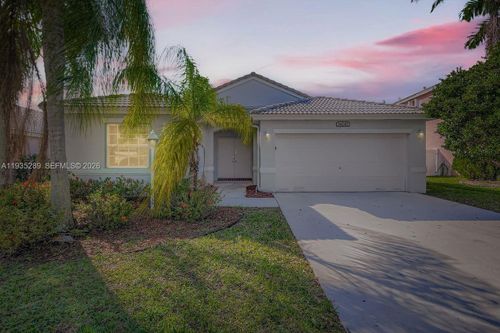 14242 Nw 18th Pl, Pembroke Pines, FL, 33028-2815 | Card Image