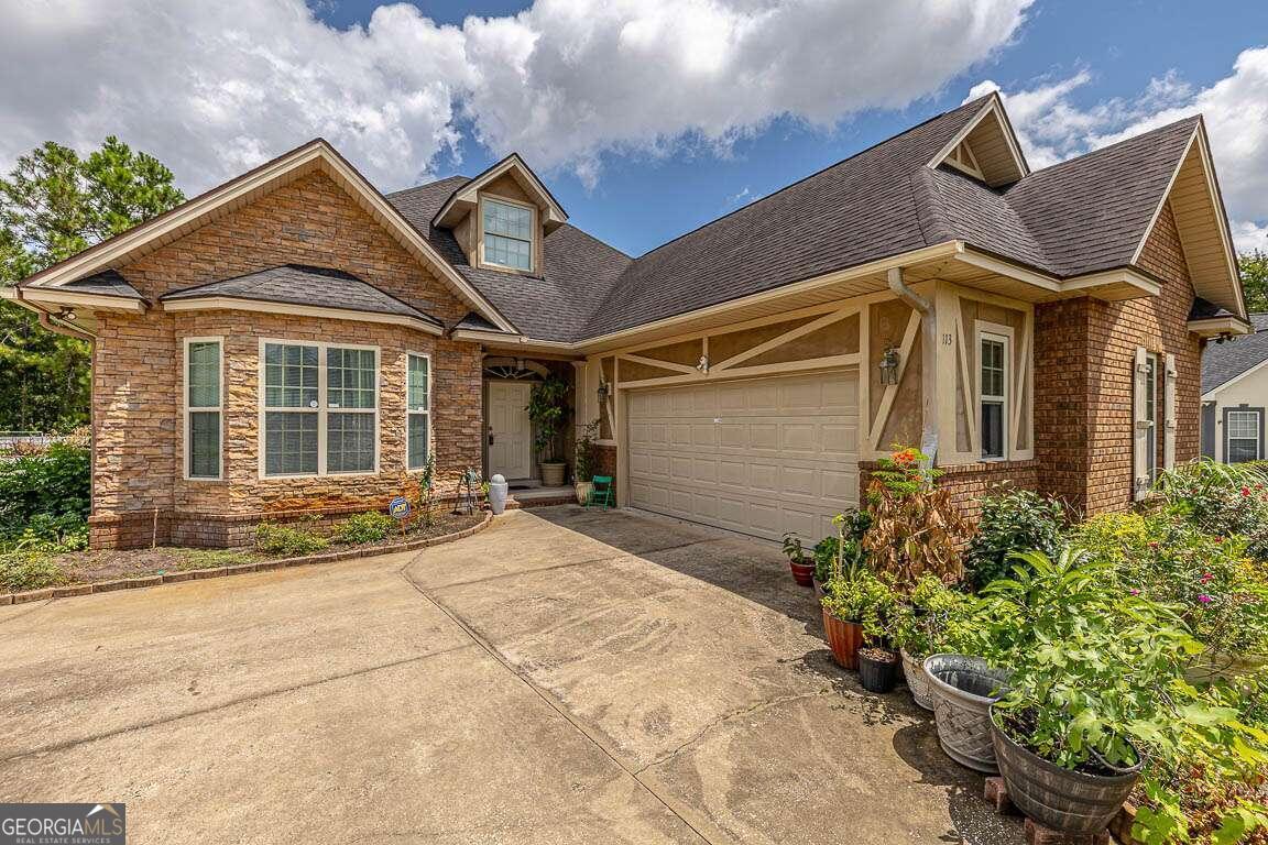 Crestview Cv, Brunswick, GA 31525