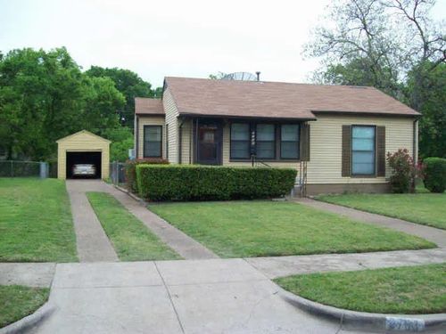 2703 Eagle Dr, Dallas, TX, 75216-4712 | Card Image