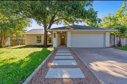 5506 Salem Walk Dr, Austin, TX, 78745-3028 | Card Image