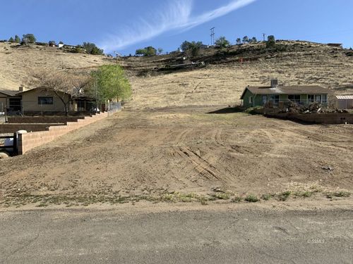 411 Panorama Dr, Wofford Heights, CA, 93285 | Card Image