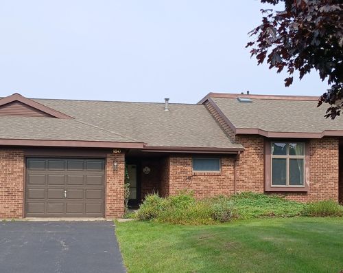 150 Harbor Dr, Ludington, MI, 49431-9300 | Card Image