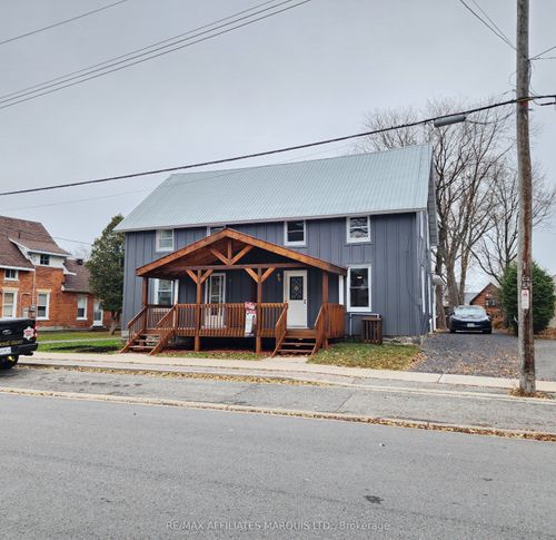 14 Oak St, Lancaster, ON, K0C1N0 | Card Image