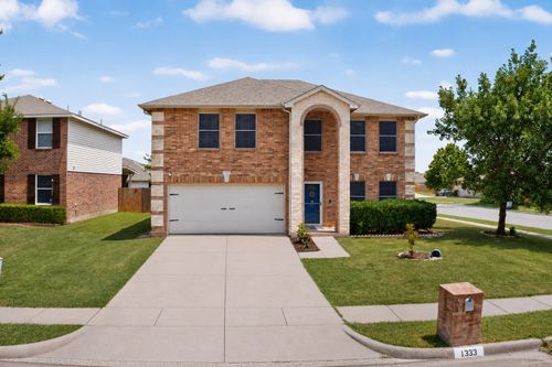 1333 Lauren Dr, Burleson, TX, 76028-8603 | Card Image