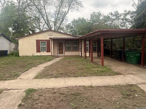 470 E Amber St, San Antonio, TX, 78221-2424 | Card Image