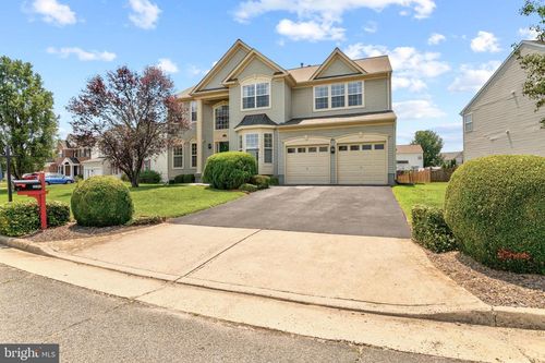 10829 King Nobel Ln, Bealeton, VA, 22712-5611 | Card Image