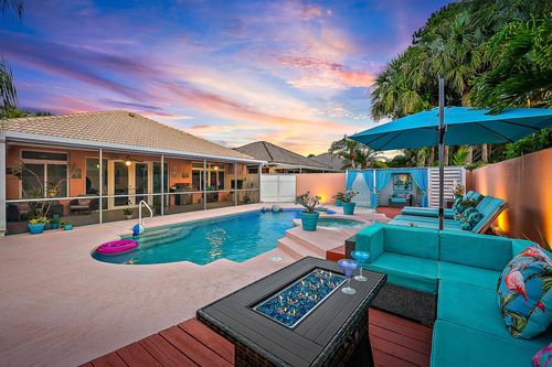 210 S Hampton Dr, Jupiter, FL, 33458-8111 | Card Image