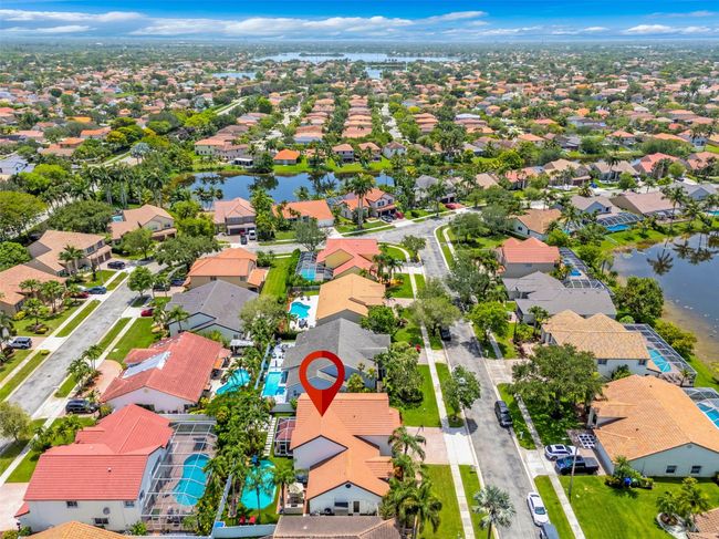 19367 Nw 13 Th St, House other with 5 bedrooms, 3 bathrooms and null parking in Pembroke Pines FL | Image 50
