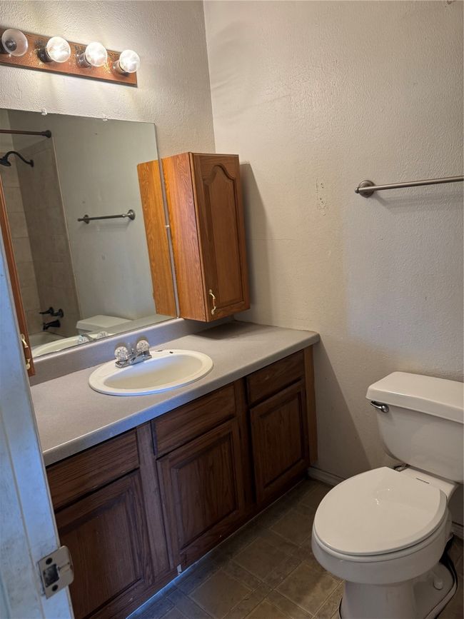 819 Wateka Way, House other with 3 bedrooms, 2 bathrooms and null parking in Richardson TX | Image 15