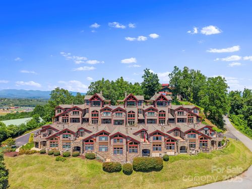 apt-j-4 Chimney Crest Dr, Asheville, NC, 28806-8725 | Card Image
