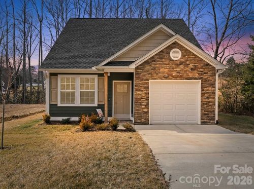 244 Slade Ln, Black Mountain, NC, 28711-0860 | Card Image