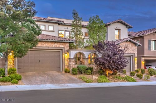 374 Calabria Ridge St, Las Vegas, NV, 89138-4626 | Card Image