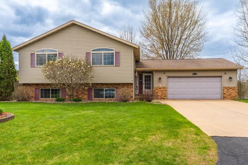 9932 Sandhill Dr, WESTON, WI, 54476-5641 | Card Image