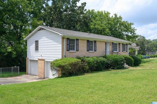 609 16th Ave Nw, CENTER POINT, AL, 35215-5353 | Card Image