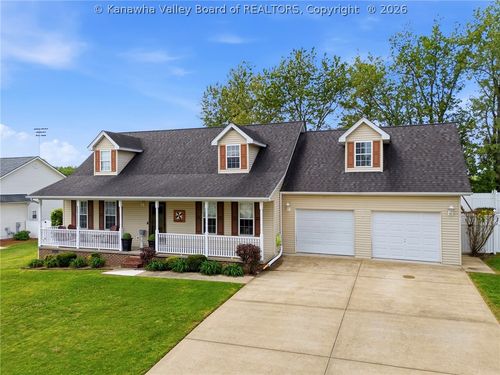252 Woodmire Drive, Milton, WV, 25541 | Card Image