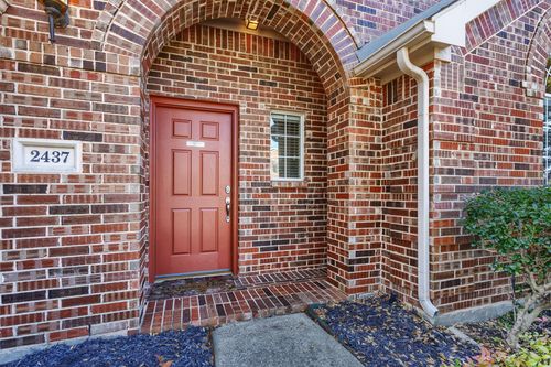 2437 Campfire Ln, Frisco, TX, 75033-7619 | Card Image
