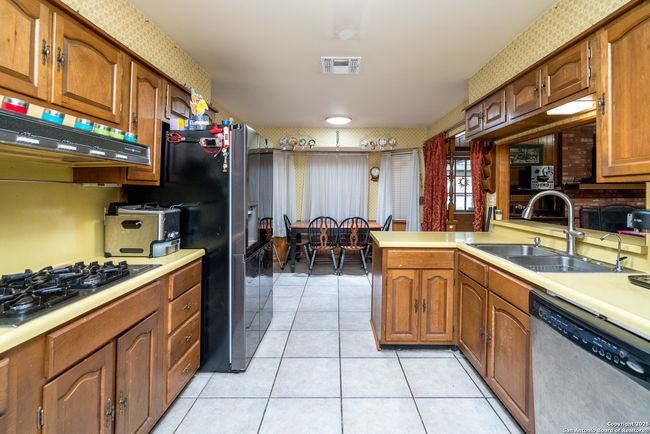 309 Crestwind Dr, House other with 5 bedrooms, 5 bathrooms and null parking in Windcrest TX | Image 18