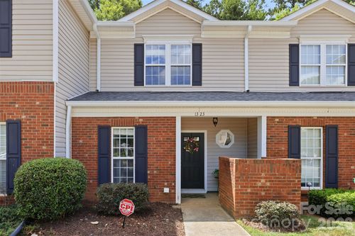 1323 Anthem Ct, Charlotte, NC, 28205-7981 | Card Image