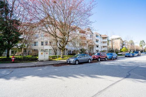 406-8139 121a St, Surrey, BC, V3W0Z2 | Card Image