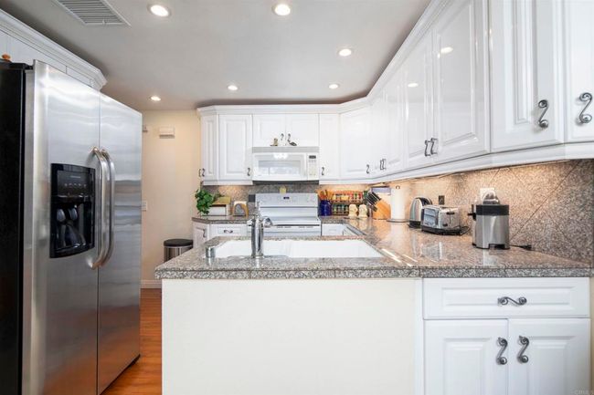 UNIT-152 - 5440 Baltimore Dr, Condo with 2 bedrooms, 1 bathrooms and 2 parking in La Mesa CA | Image 12