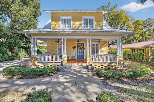 932 N Mcdonald St, MOUNT DORA, FL, 32757-4846 | Card Image