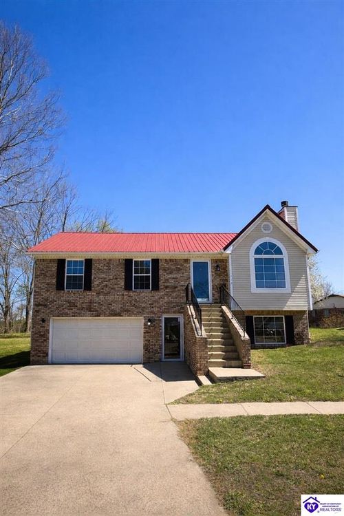 113 Sharon Ct, Elizabethtown, KY, 42701-4608 | Card Image