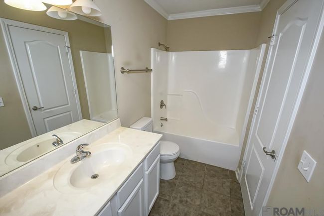 26350 Riverscape Dr, House other with 3 bedrooms, 2 bathrooms and 3 parking in Springfield LA | Image 20
