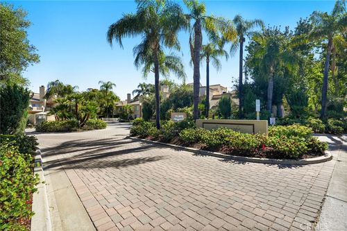 67-23845 Del Monte Dr, Valencia, CA, 91355-3370 | Card Image