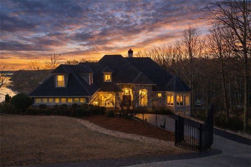 5610 Point West Dr, Oakwood, GA, 30566-3063 | Card Image