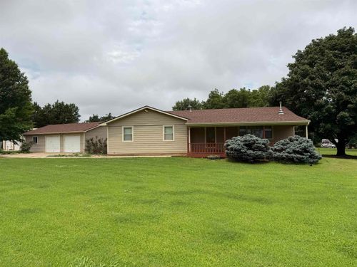 4962 294th Dr, Arkansas City, KS, 67005-5561 | Card Image